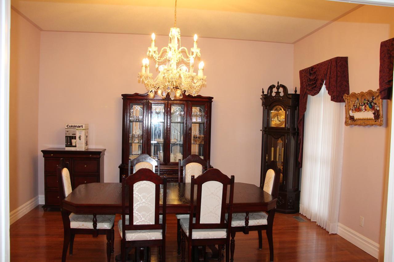 The White House Boutique B&B Niagara-on-the-Lake Esterno foto