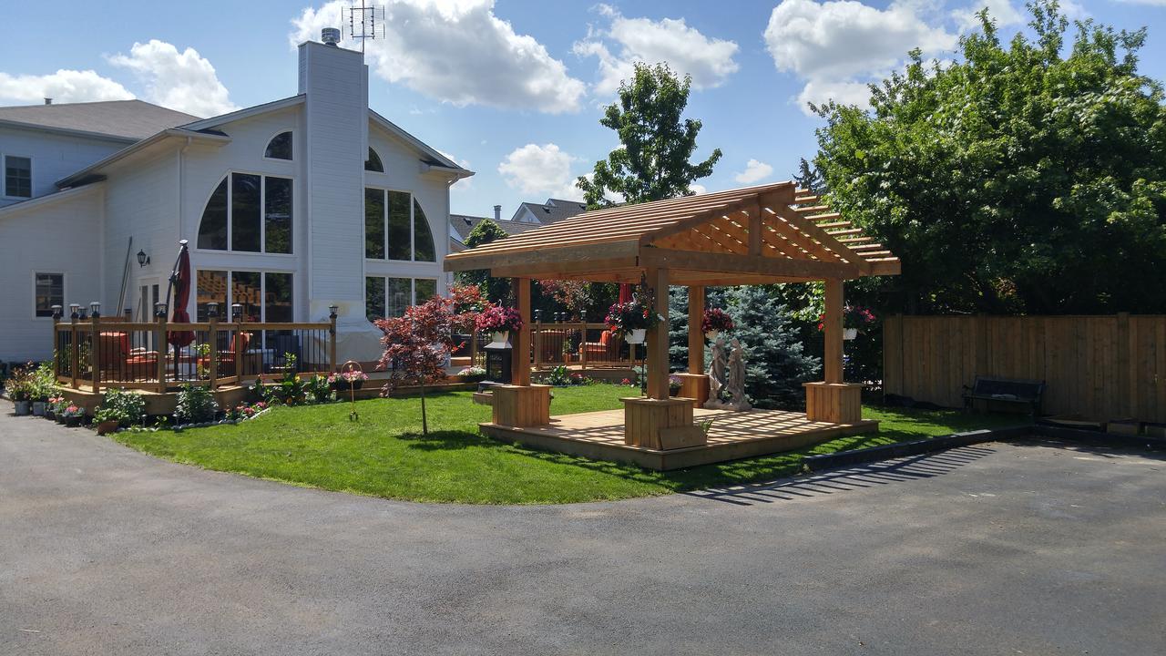 The White House Boutique B&B Niagara-on-the-Lake Esterno foto