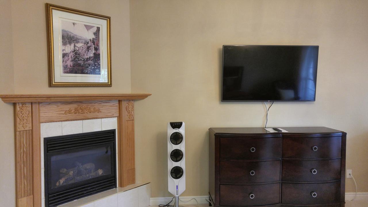 The White House Boutique B&B Niagara-on-the-Lake Esterno foto
