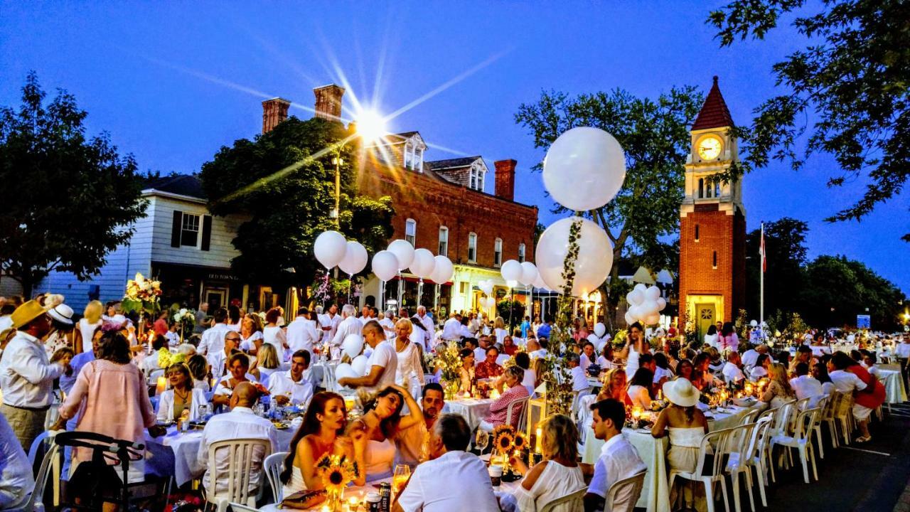 The White House Boutique B&B Niagara-on-the-Lake Esterno foto